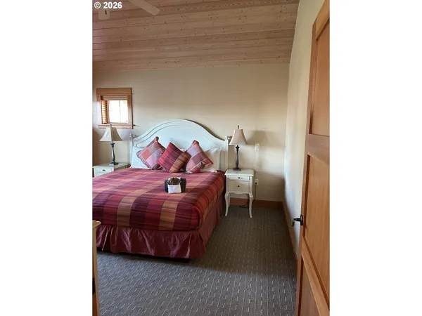 $92,000 | 132 East Surfcrest Avenue, Unit C1D, Cannon Beach, OR 97110