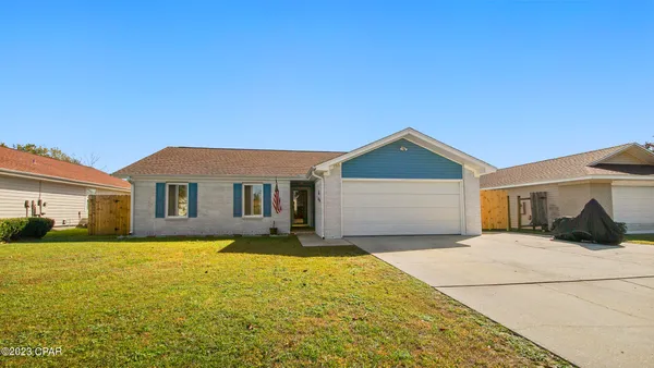 $2,100 | 7766 Betty Louise Drive, Panama City, FL 32404