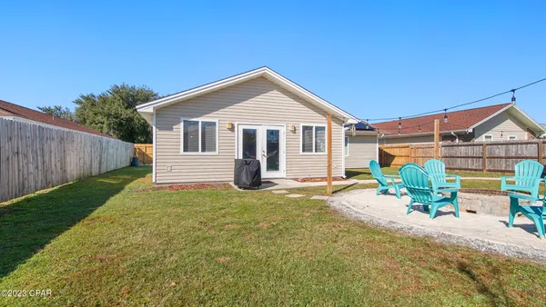 $2,100 | 7766 Betty Louise Drive, Panama City, FL 32404