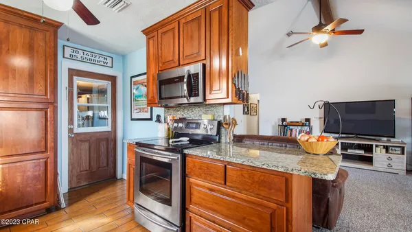 $2,100 | 7766 Betty Louise Drive, Panama City, FL 32404