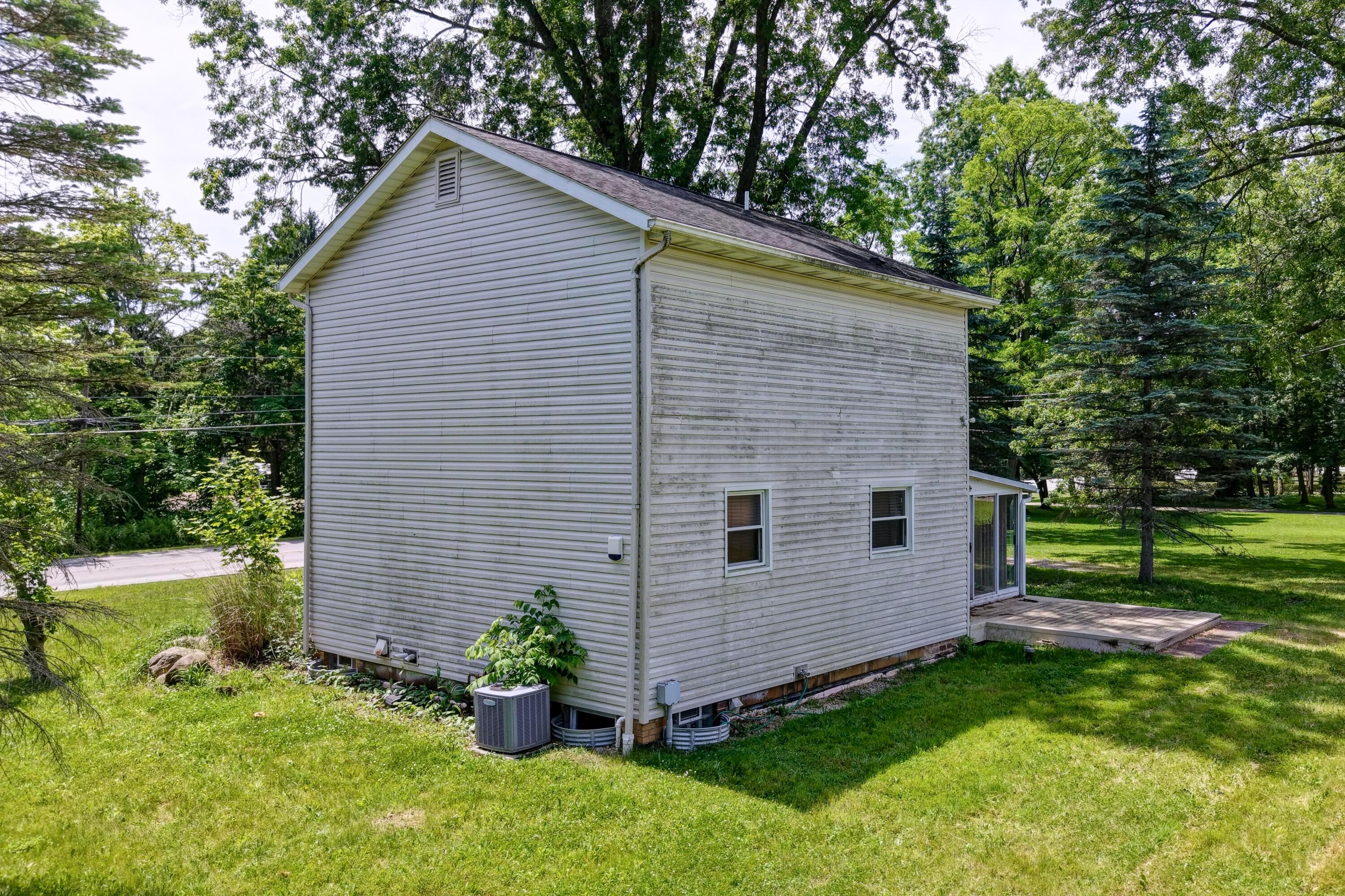 3993 Wadsworth Road Norton, OH 44203 - Photo 46 of 48
