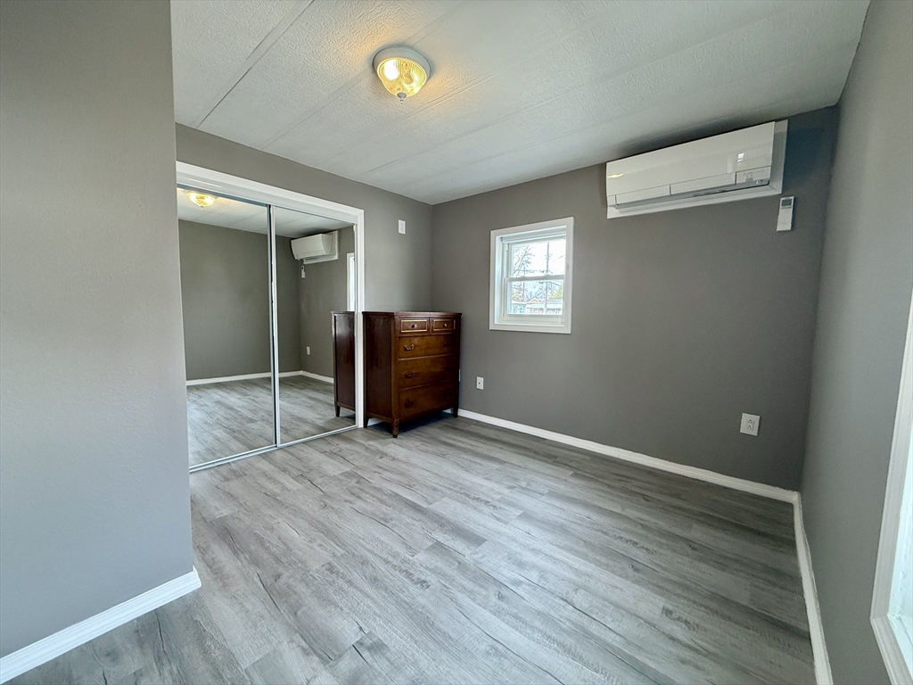 31 Mobile Home Way Springfield, MA 01119 - Photo 14 of 19