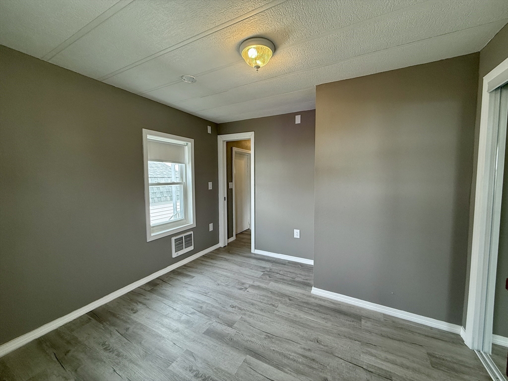 31 Mobile Home Way Springfield, MA 01119 - Photo 16 of 19