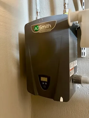 $119,900 | 31 Mobile Home Way, Springfield, MA 01119