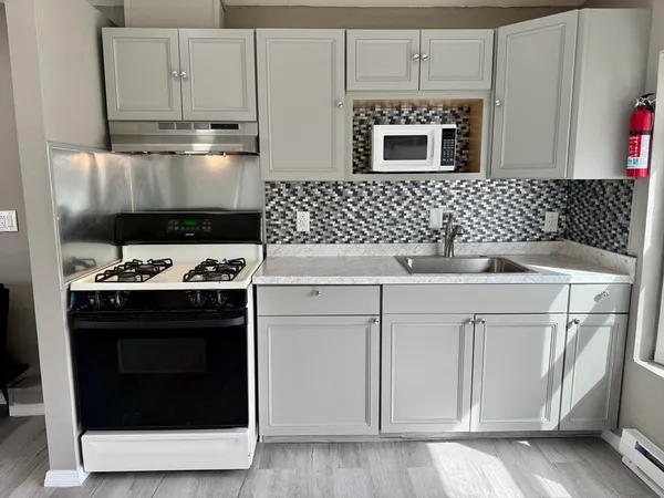 $119,900 | 31 Mobile Home Way, Springfield, MA 01119