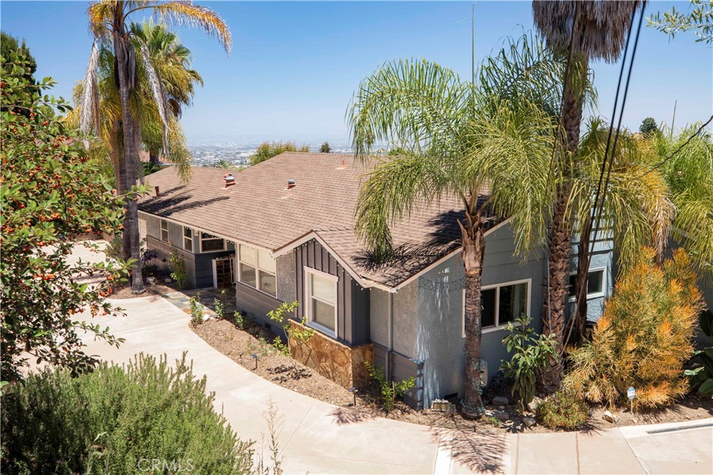 18 Stallion Road Rancho Palos Verdes, CA 90275 - Photo 16 of 16 Secluded Retreat.