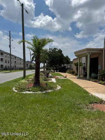 $89,900 | 245 Mc Donnell Avenue, Unit 105, Biloxi, MS 39531