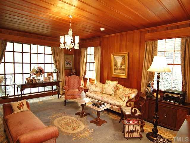 2407 Anderson Drive Raleigh, NC 27609 - Photo 4 of 24 Den/Family/Great Room