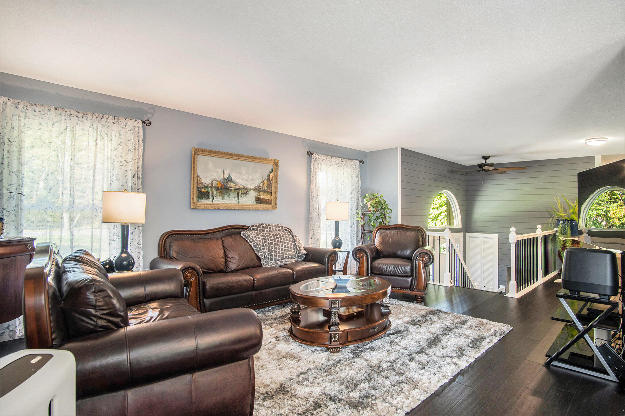 3566 South Brooks Road Muskegon, MI 49444 - Photo 10 of 40 Living Room