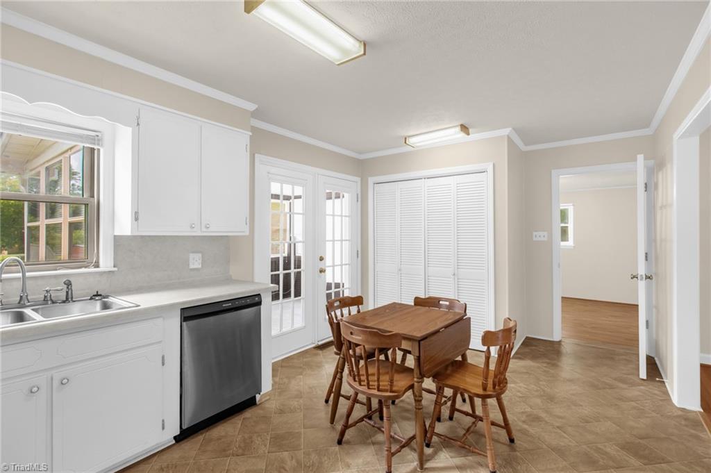 132 Circle Loop Eden, NC 27288 - Photo 11 of 31