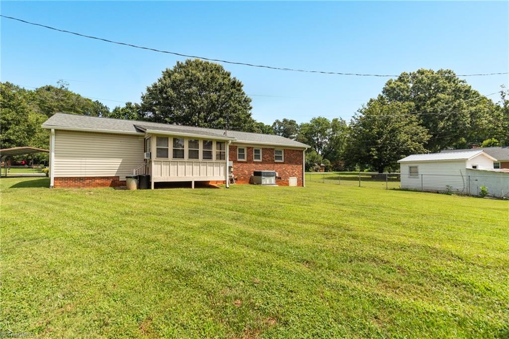 132 Circle Loop Eden, NC 27288 - Photo 29 of 31