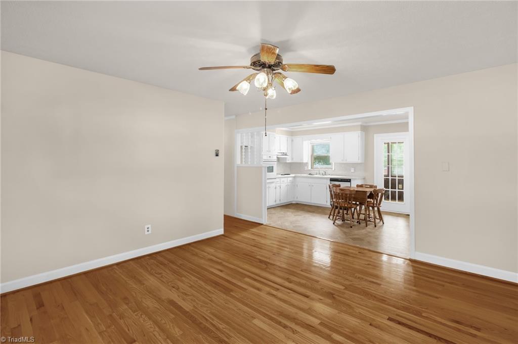 132 Circle Loop Eden, NC 27288 - Photo 7 of 31