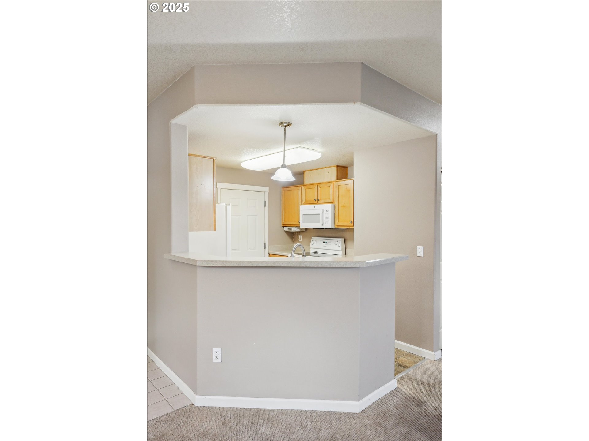 14781 Southwest Beard Road, Unit 102 Beaverton, OR 97007 - Photo 11 of 35