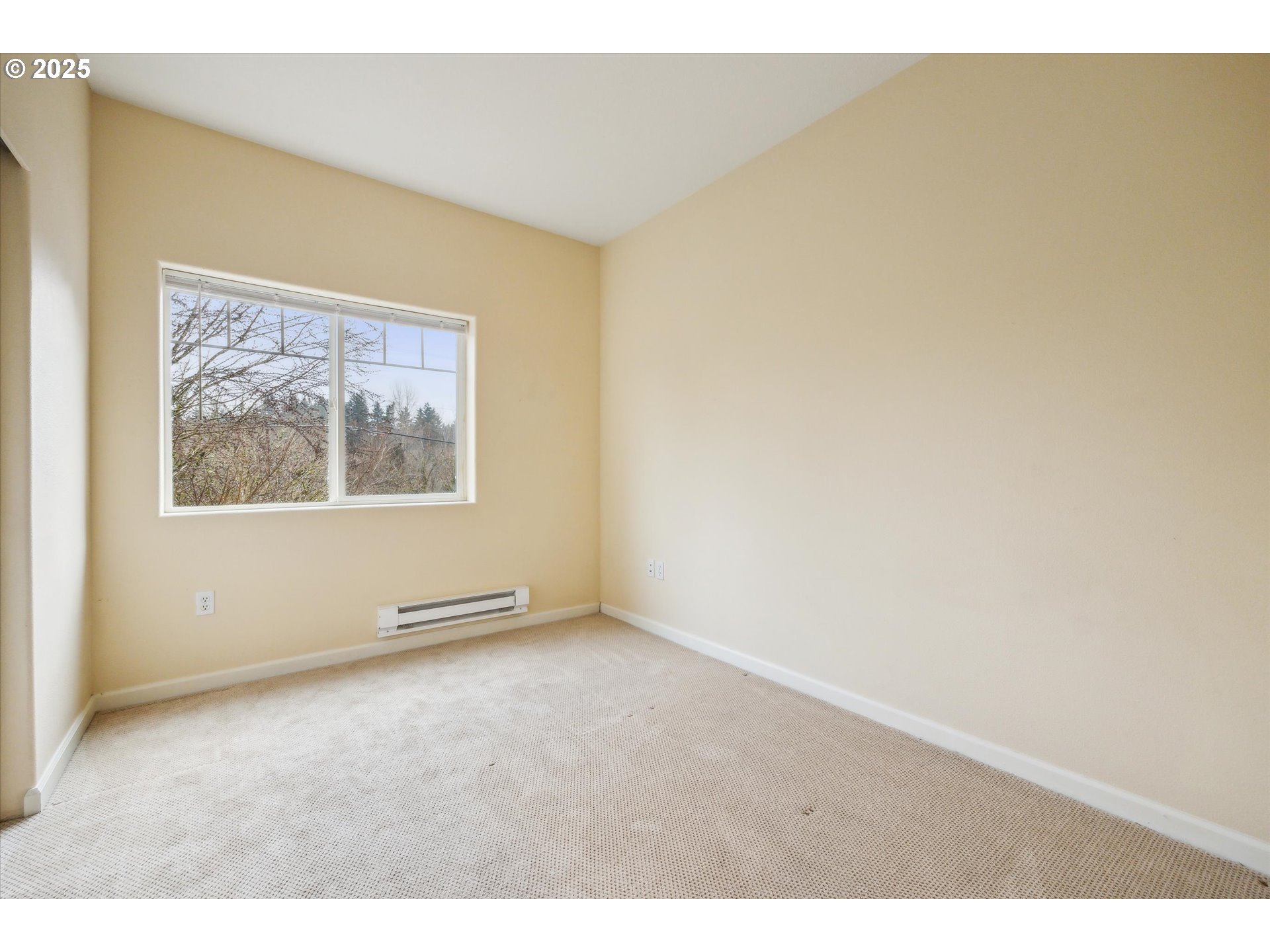 14781 Southwest Beard Road, Unit 102 Beaverton, OR 97007 - Photo 26 of 35
