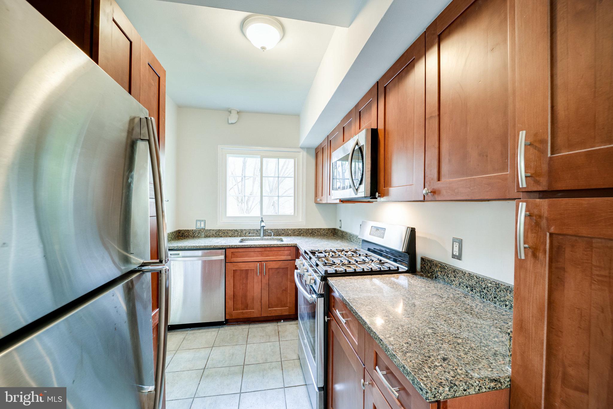 1609 Ripon Place Alexandria, VA 22302 - Photo 13 of 37