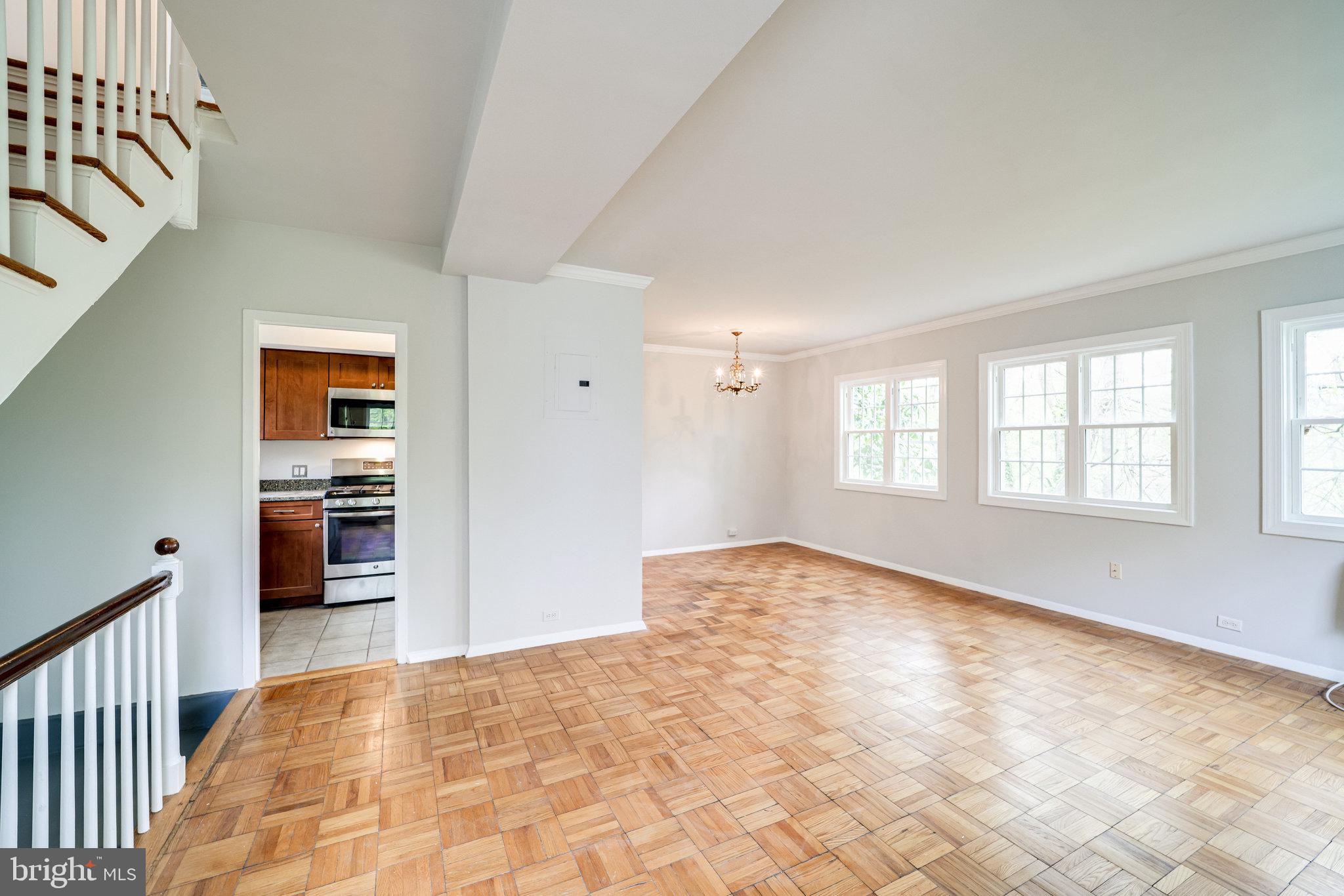 1609 Ripon Place Alexandria, VA 22302 - Photo 7 of 37