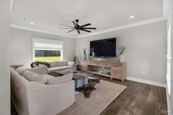 $1,179,000 | 3275 Melvin Drive, Pace, FL 32571