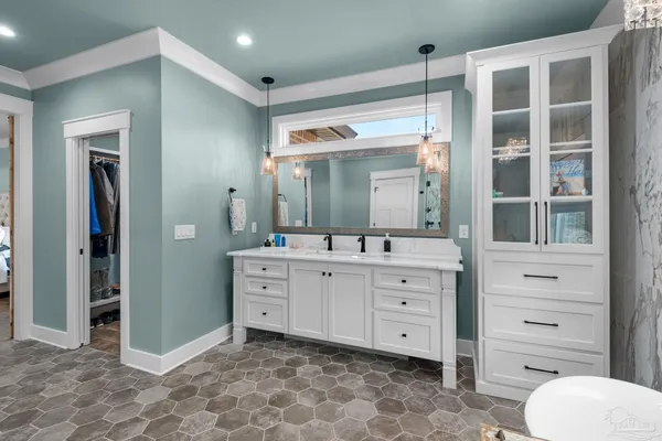 $1,179,000 | 3275 Melvin Drive, Pace, FL 32571