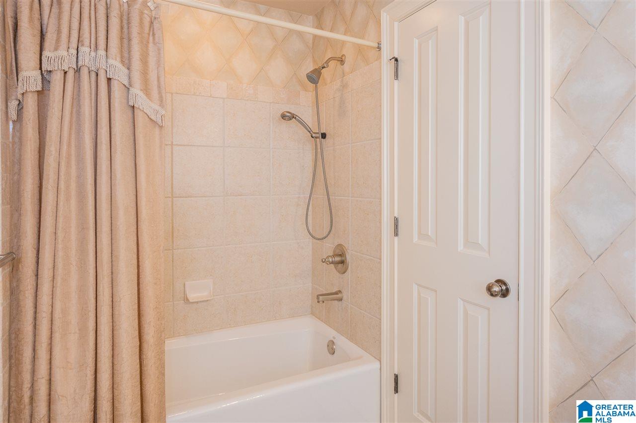 5680 Chestnut Trace Birmingham, AL 35244 - Photo 33 of 48