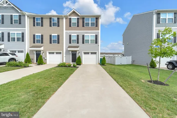 $3,200 | 324 Comfort Road, Williamstown, NJ 08094