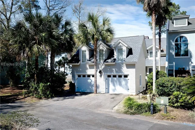 $1,395,000 | 82 Crosstree Drive North, Hilton Head Island, SC 29926