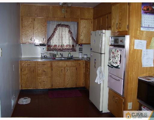 1833 Oak Road North Brunswick, NJ 08902 - Photo 4 of 8 Gallery Image 4
