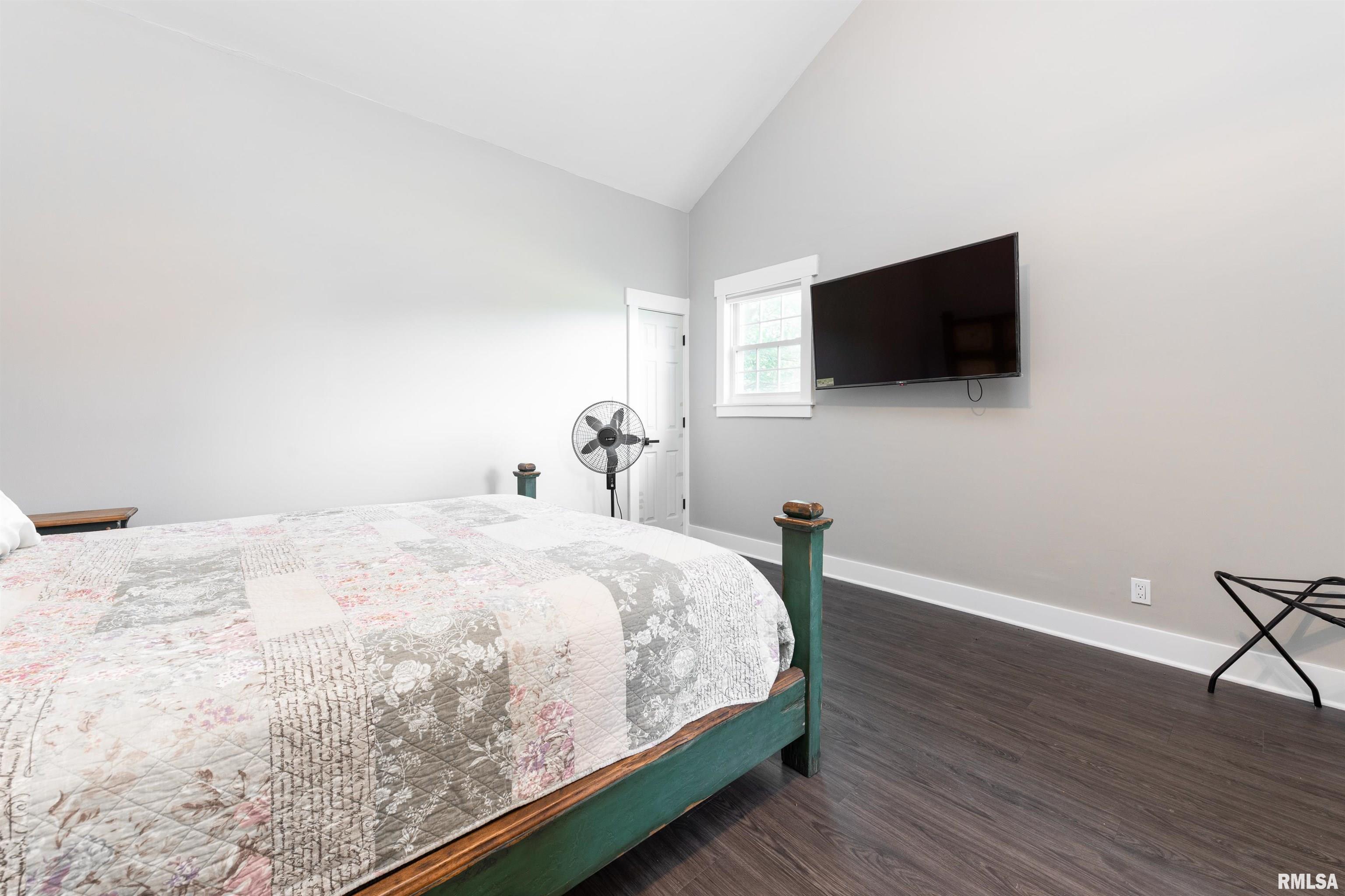 18881 East Hart Road Marietta, IL 61459 - Photo 17 of 62 Gallery Image 17