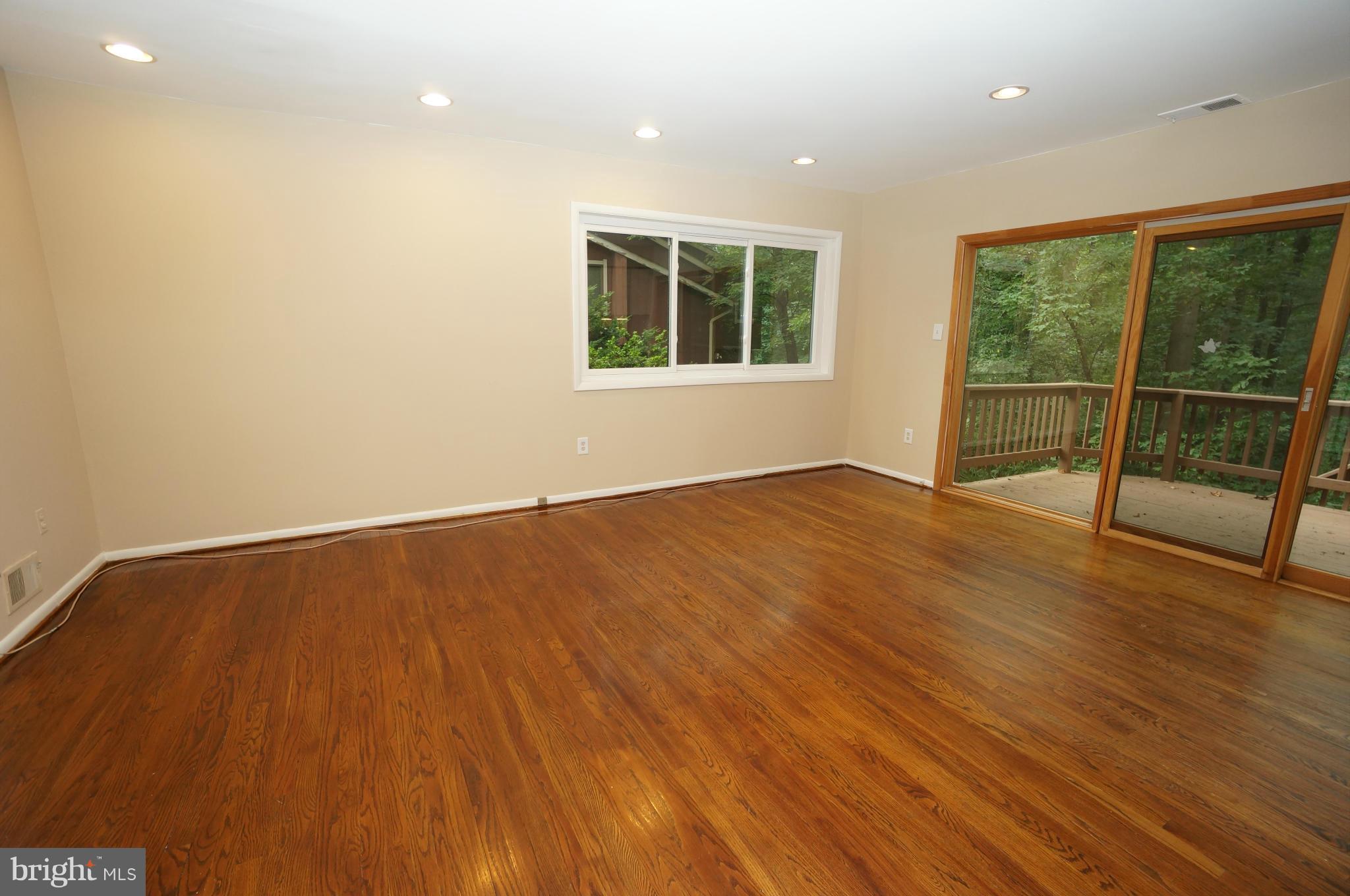 10975 Swansfield Road Columbia, MD 21044 - Photo 12 of 30 Family Room Pella Slider