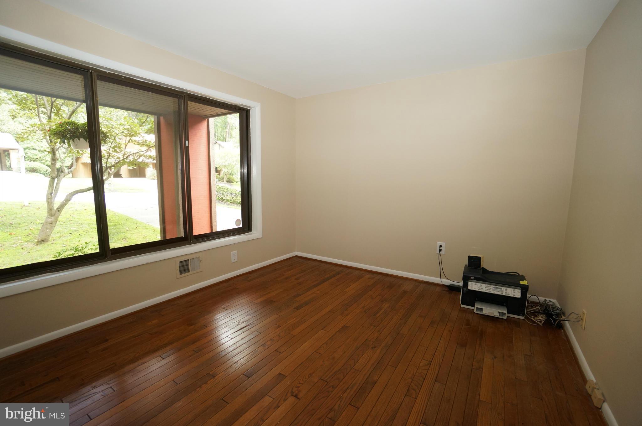 10975 Swansfield Road Columbia, MD 21044 - Photo 6 of 30 Main Level Office