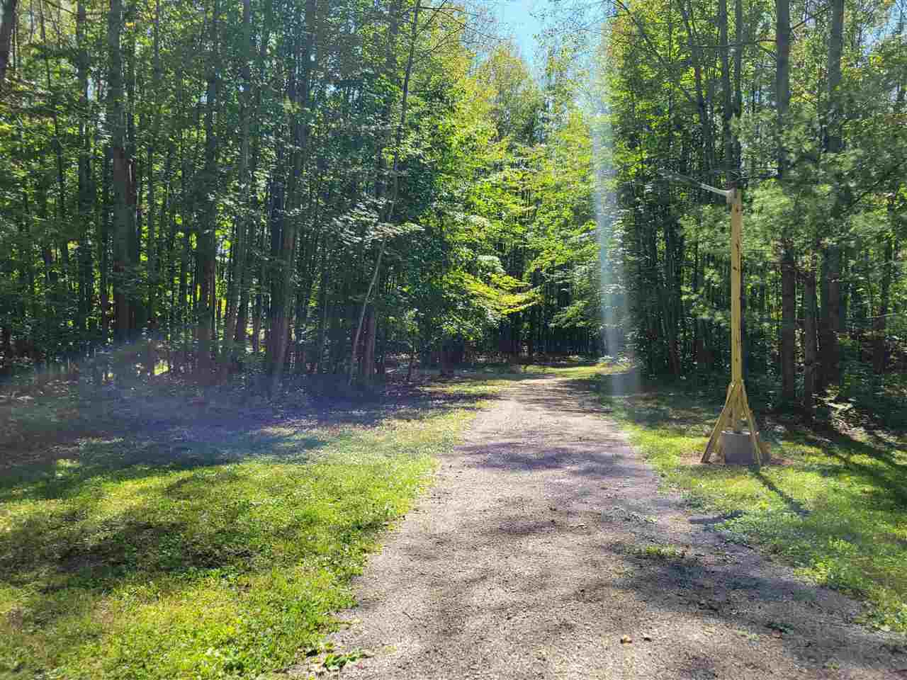 8900 Meredith Grade Road Harrison, MI 48625 - Photo 2 of 11