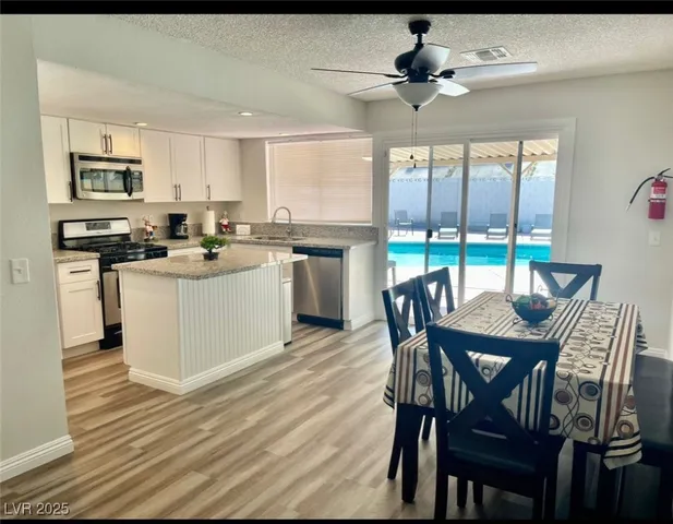 $2,250 | 3835 Chutney Street, Las Vegas, NV 89121