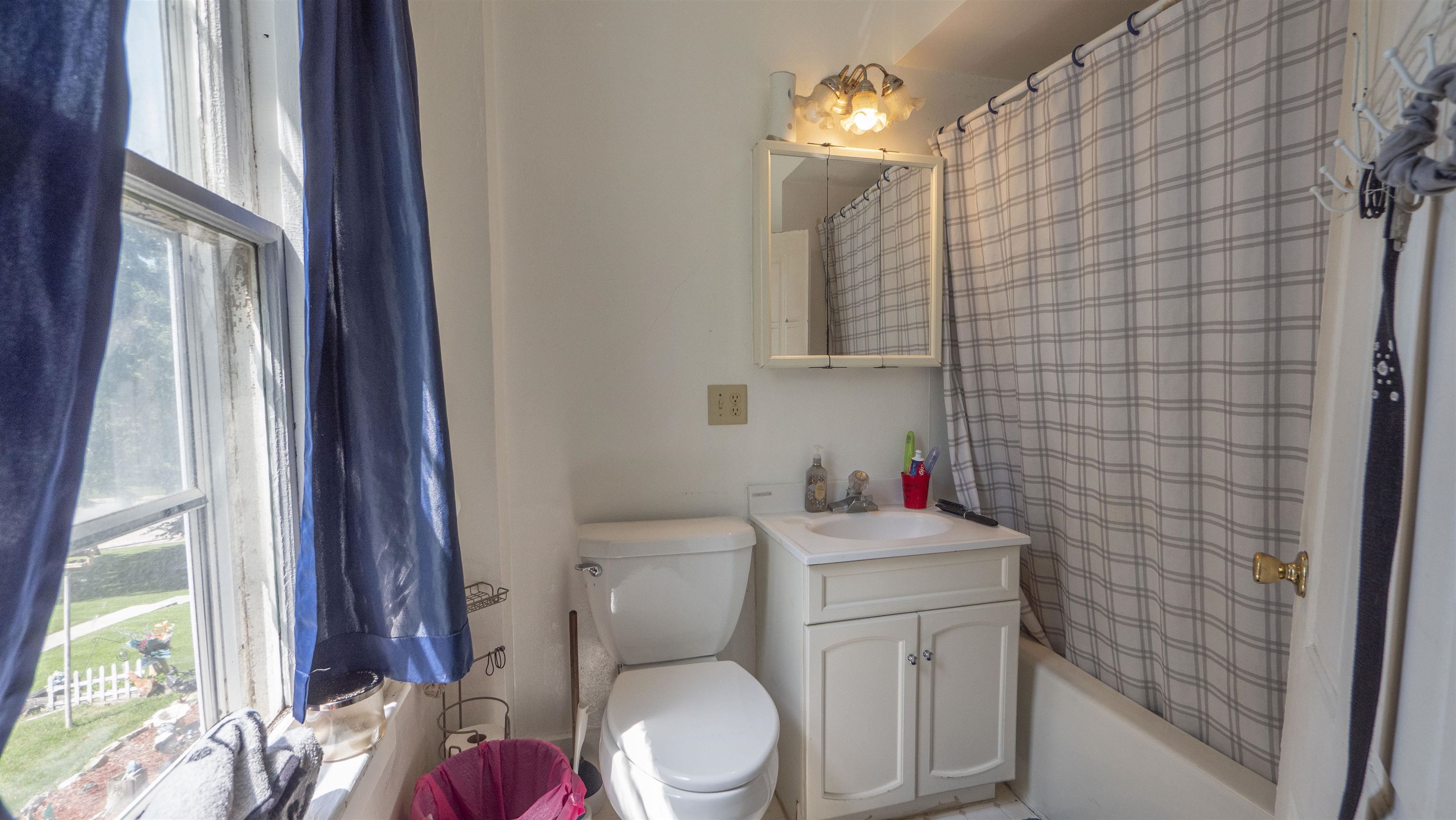 208 West Jackson Street Ripon, WI 54971 - Photo 10 of 21