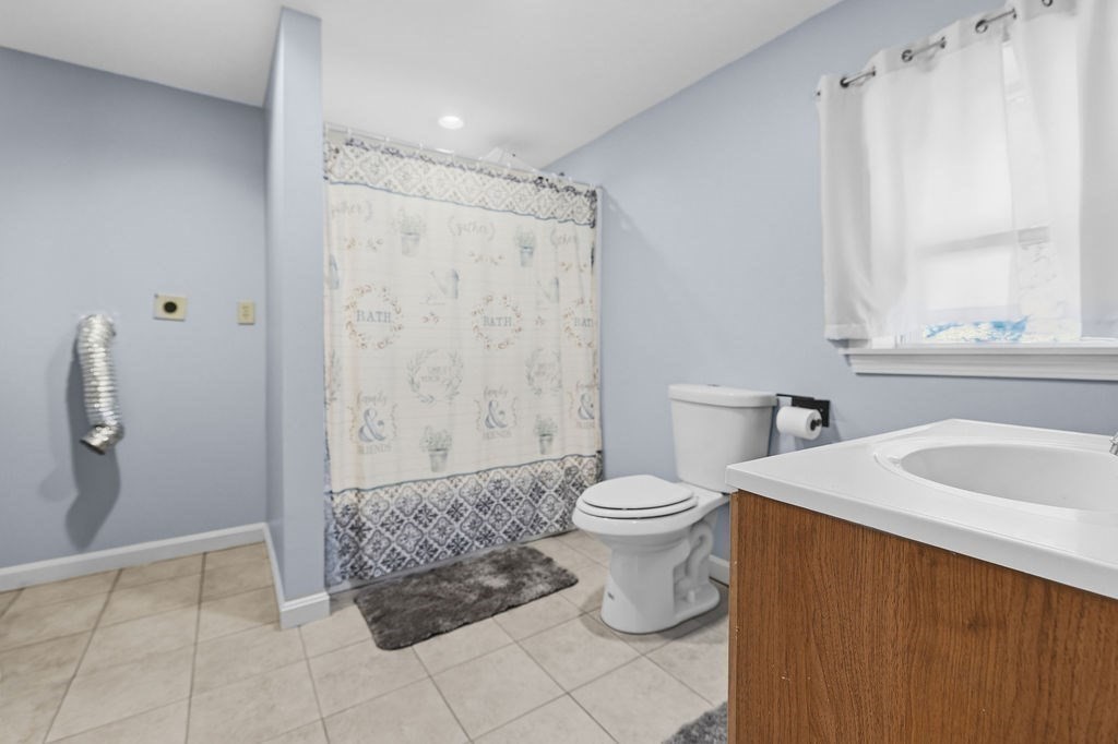 66 Middle Road Acushnet, MA 02743 - Photo 33 of 42