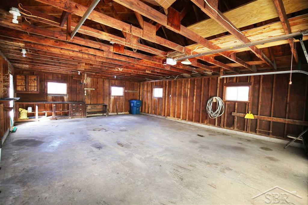 5300 West Weinert Road Coleman, MI 48618 - Photo 28 of 32 50009784-27.JPG