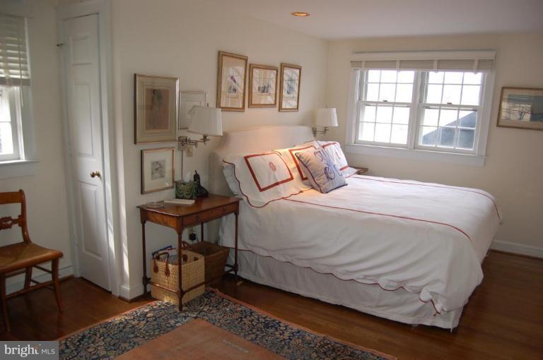 33201 Millville Road Upperville, VA 20184 - Photo 7 of 29 Master Bedroom