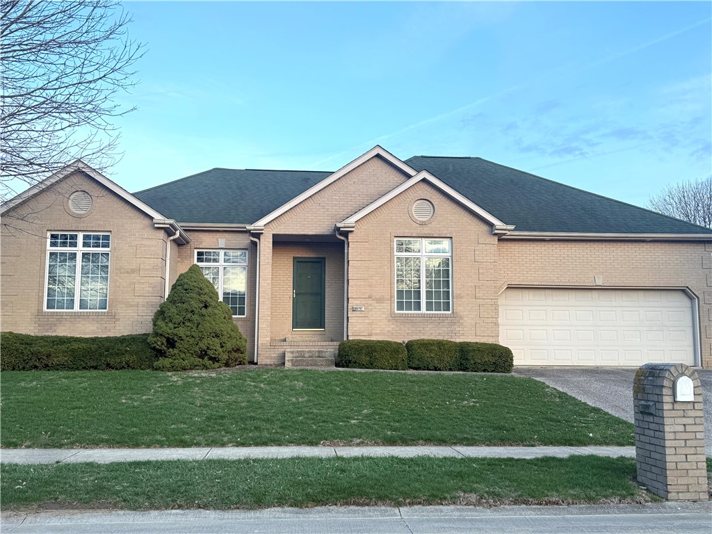 1378 Masters Lane Decatur, IL 62521 - Photo 2 of 22