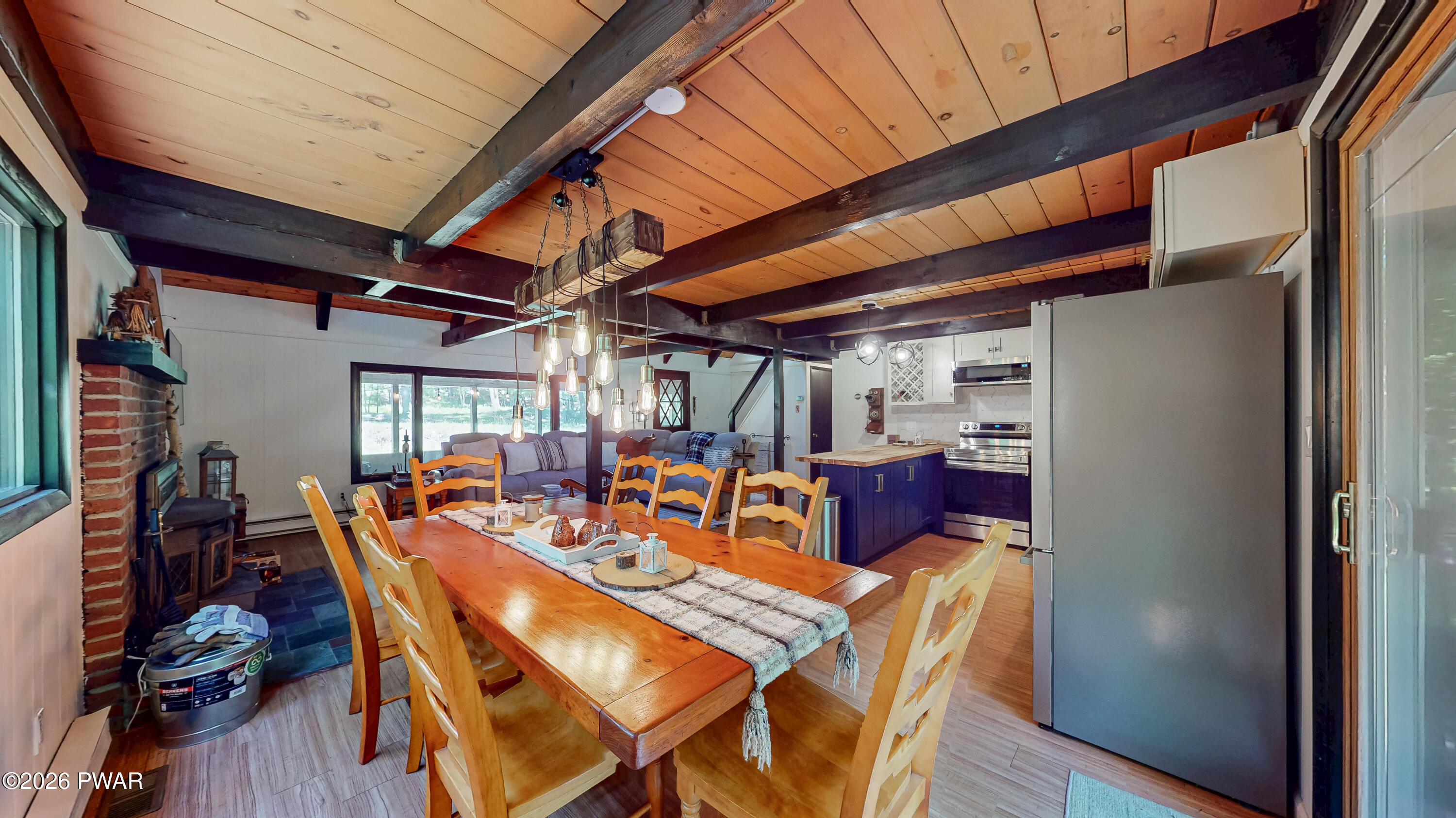 326 Gold Finch Road Bushkill, PA 18324 - Photo 6 of 37