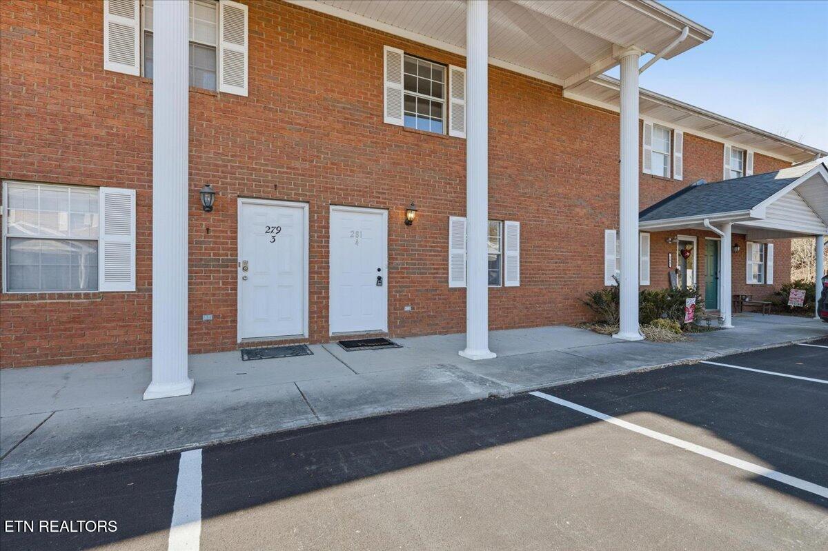 281 Main Street Maynardville, TN 37807 - Photo 1 of 26 02-002_7K9A3363_autoremove_13565066