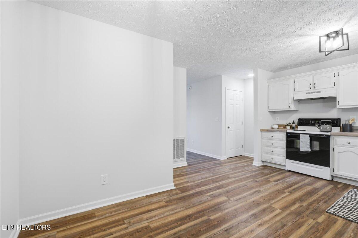 281 Main Street Maynardville, TN 37807 - Photo 14 of 26 14-009_7K9A3318