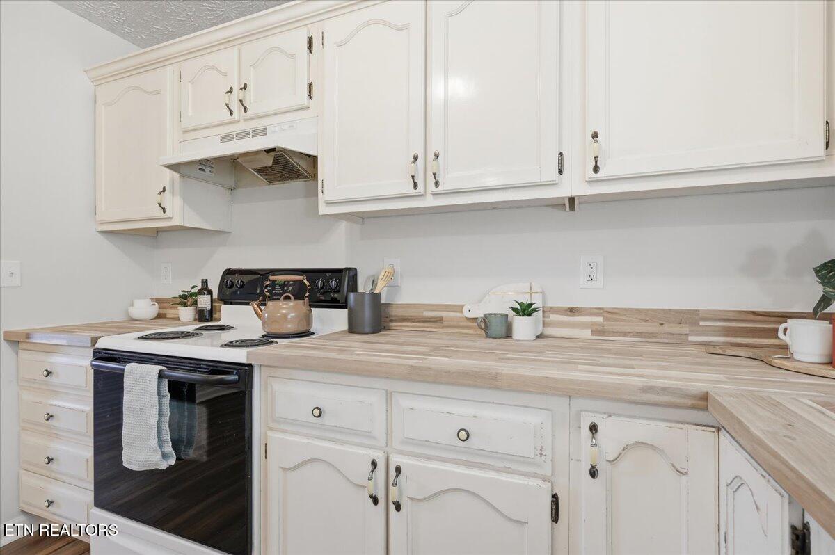 281 Main Street Maynardville, TN 37807 - Photo 16 of 26 16-011_7K9A3333