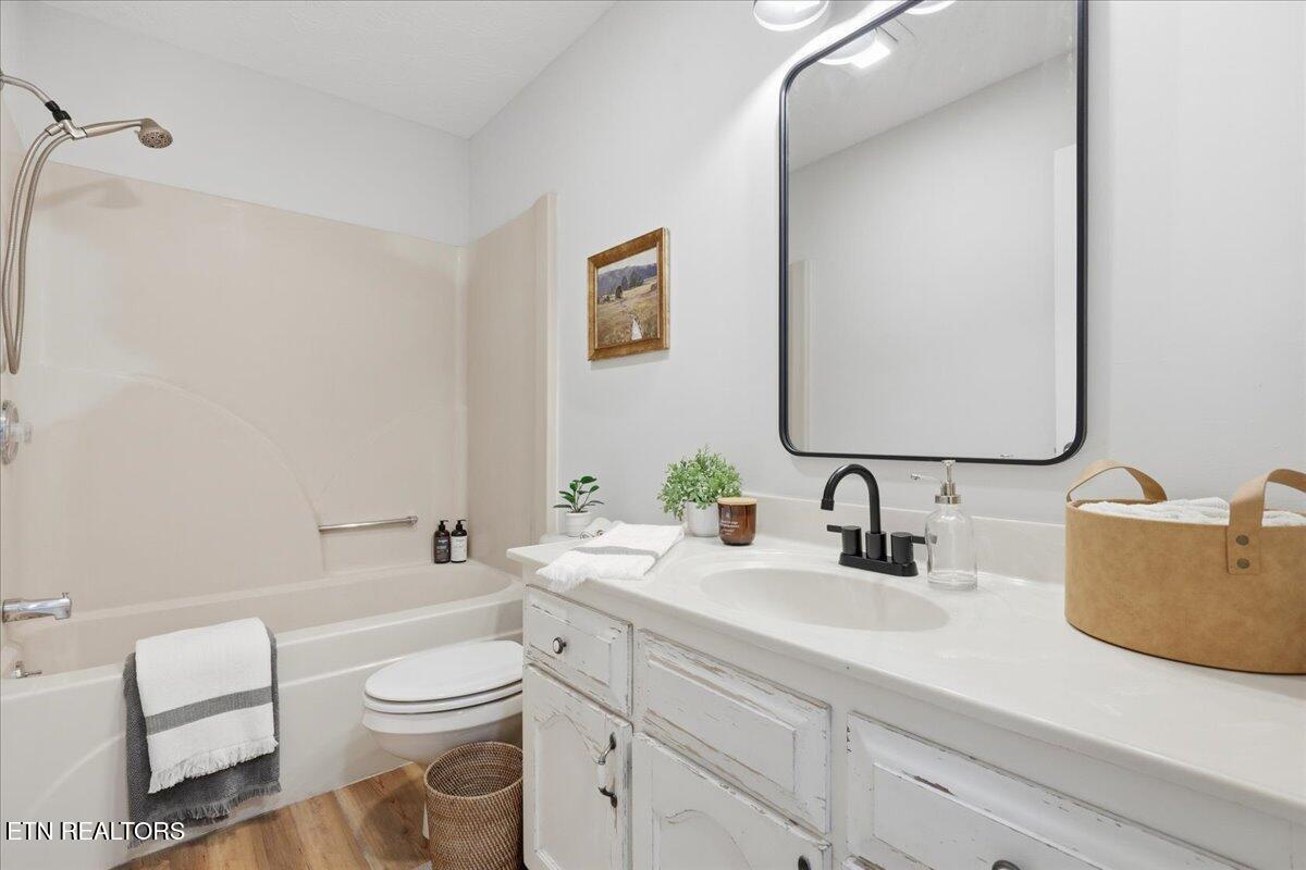 281 Main Street Maynardville, TN 37807 - Photo 22 of 26 22-020_7K9A3345