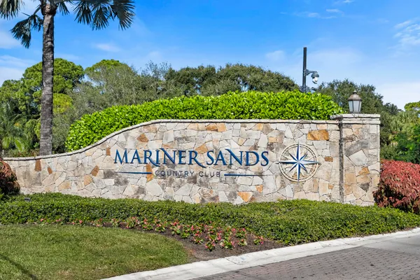 $695,000 | 5011 Southeast Burning Tree Circle, Stuart, FL 34997