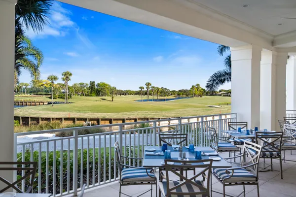 $695,000 | 5011 Southeast Burning Tree Circle, Stuart, FL 34997