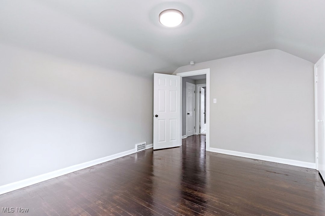 3463 Edison Road Cleveland Heights, OH 44121 - Photo 13 of 24