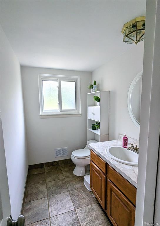 26199 Power Road Farmington Hills, MI 48334 - Photo 20 of 51