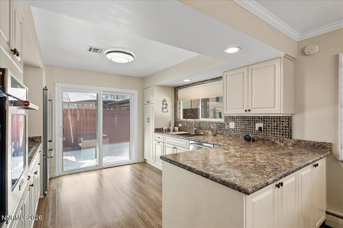 3501 East Hidden Valley Drive Reno, NV 89502 - Photo 10 of 34 10-3501 E Hidden Valley Drive Reno NV 89