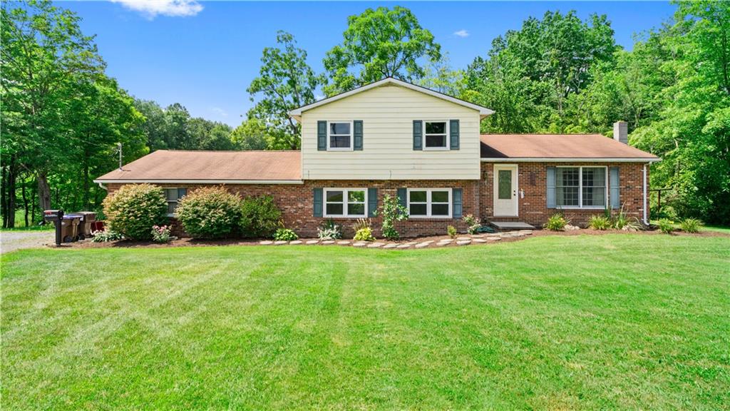 89 Charleston Road Mercer, PA 16137 - Photo 1 of 24