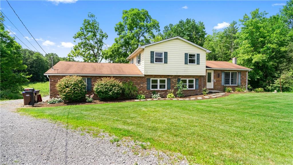 89 Charleston Road Mercer, PA 16137 - Photo 2 of 24