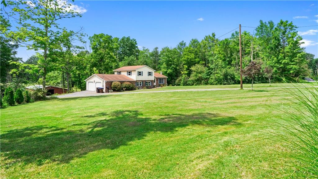 89 Charleston Road Mercer, PA 16137 - Photo 3 of 24