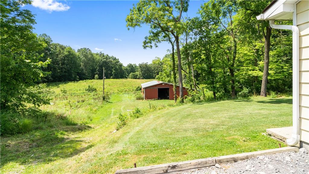 89 Charleston Road Mercer, PA 16137 - Photo 7 of 24
